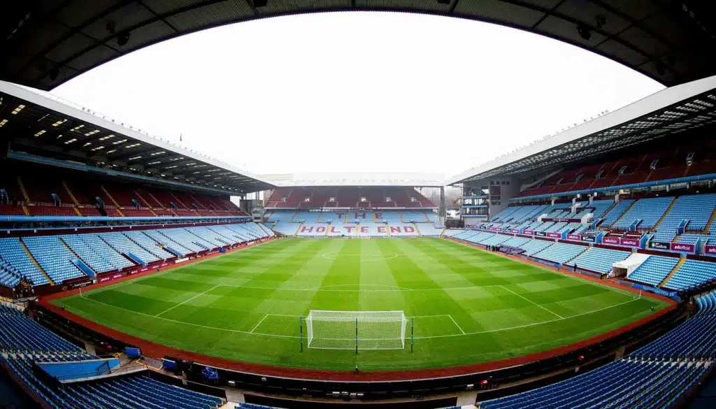Villa Park — فيلا بارك.