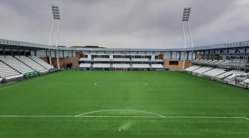 تورشفولور — Tórsvøllur