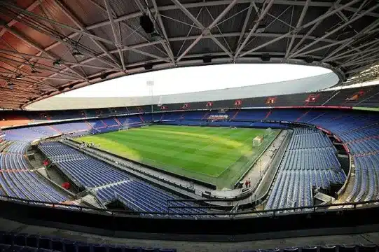 دي كويب – Stadion Feijenoord